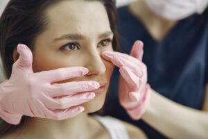 Rinoplastia vs rinomodelación